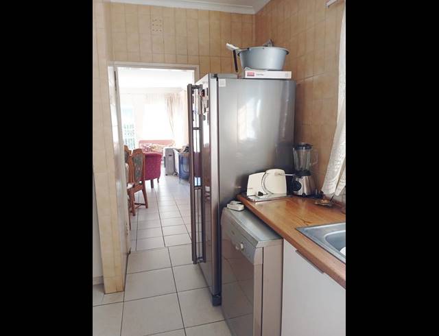 2 BEDROOM APARTMENT FOR SALE IN SIMMERFIELD